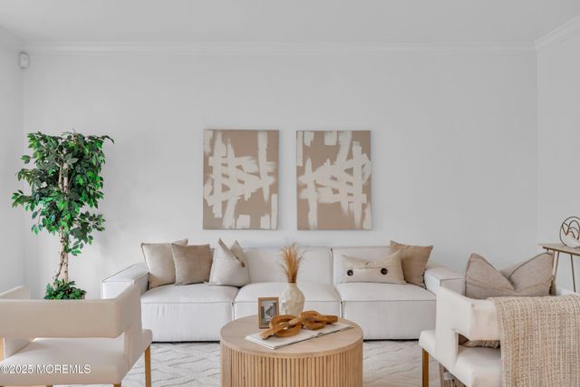 3 Knightsbridge Place, Jackson, NJ 08527