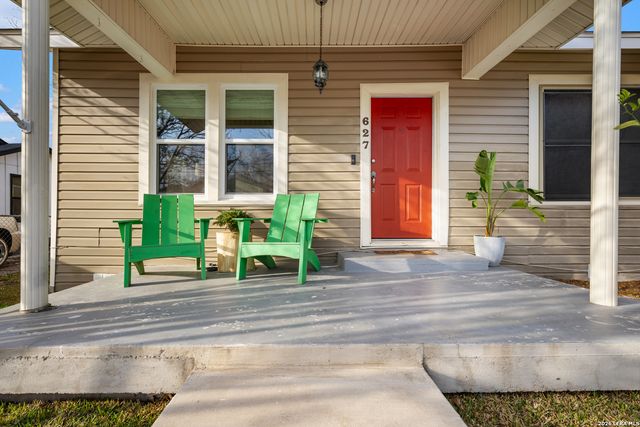 627 W Ridgewood, San Antonio, TX 78212