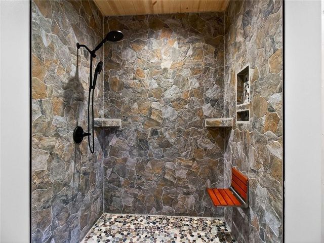 44 Bettis Circle, Ellijay, GA 30536