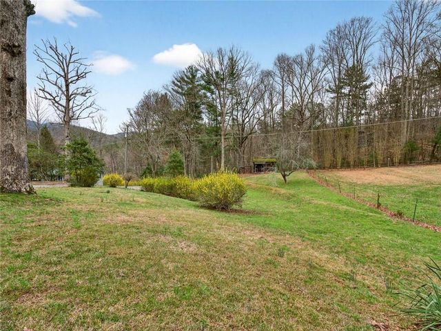 44 Bettis Circle, Ellijay, GA 30536