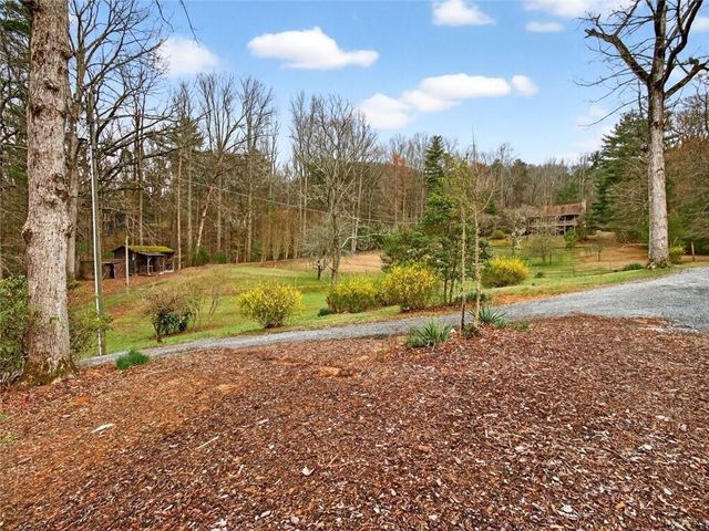 44 Bettis Circle, Ellijay, GA 30536