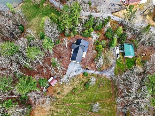 44 Bettis Circle, Ellijay, GA 30536