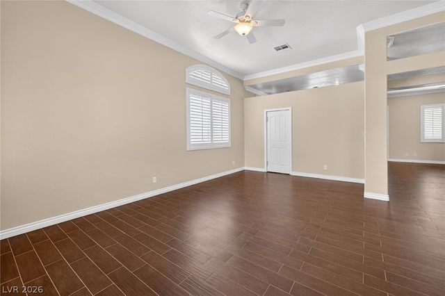 880 Coldwater Falls Way, Las Vegas, NV 89123