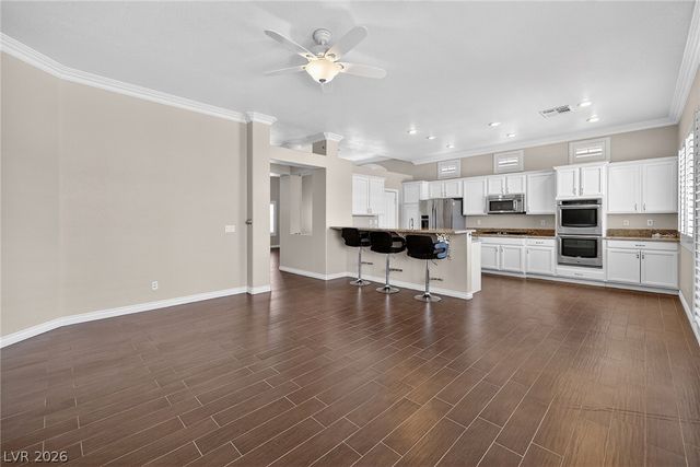 880 Coldwater Falls Way, Las Vegas, NV 89123