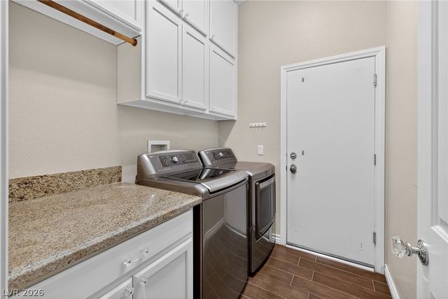 880 Coldwater Falls Way, Las Vegas, NV 89123
