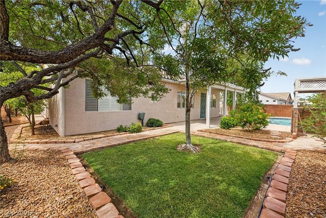 880 Coldwater Falls Way, Las Vegas, NV 89123