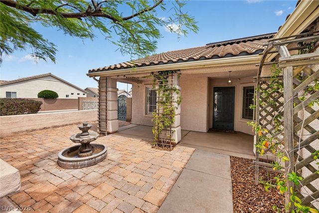 880 Coldwater Falls Way, Las Vegas, NV 89123