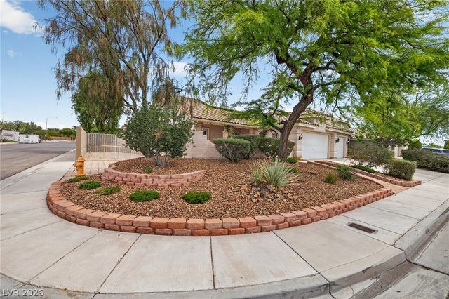 880 Coldwater Falls Way, Las Vegas, NV 89123