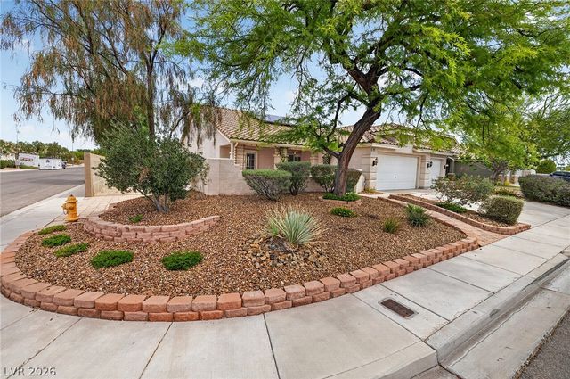 880 Coldwater Falls Way, Las Vegas, NV 89123