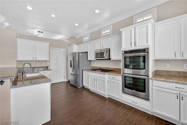 880 Coldwater Falls Way, Las Vegas, NV 89123