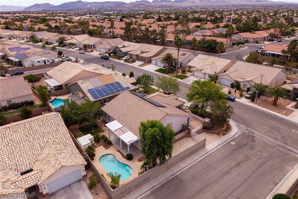 880 Coldwater Falls Way, Las Vegas, NV 89123