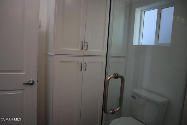 18600 Ingomar Street 18598, Reseda, CA 91335