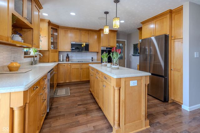 1119 E 234th Street, Sheridan, IN 46069