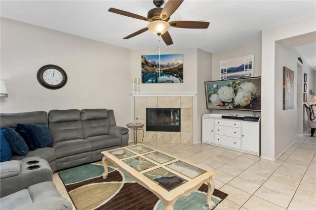 1537 Park Meadows, San Jacinto, CA 92582