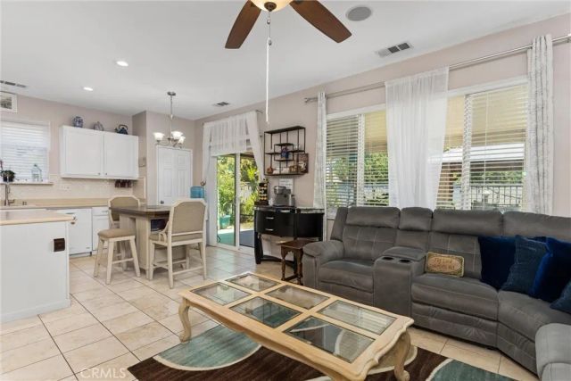 1537 Park Meadows, San Jacinto, CA 92582
