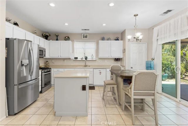 1537 Park Meadows, San Jacinto, CA 92582