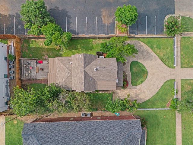 527 S University Boulevard, Norman, OK 73069
