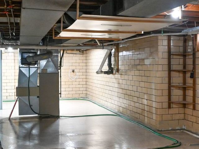 1305 Vacketta Drive, Danville, IL 61832