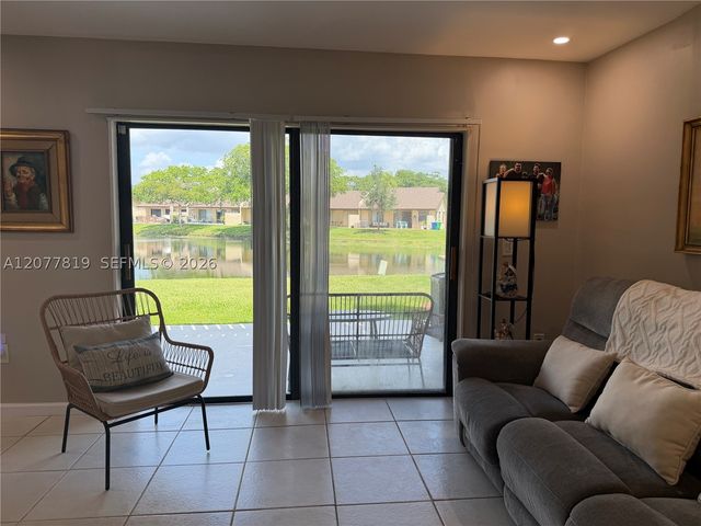 10875 NW 29th Mnr, Sunrise, FL 33322