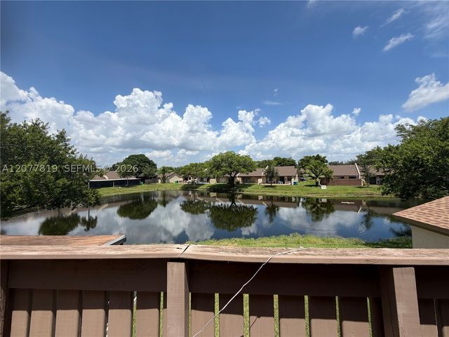 10875 NW 29th Mnr, Sunrise, FL 33322