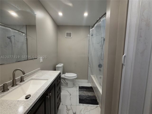 10875 NW 29th Mnr, Sunrise, FL 33322