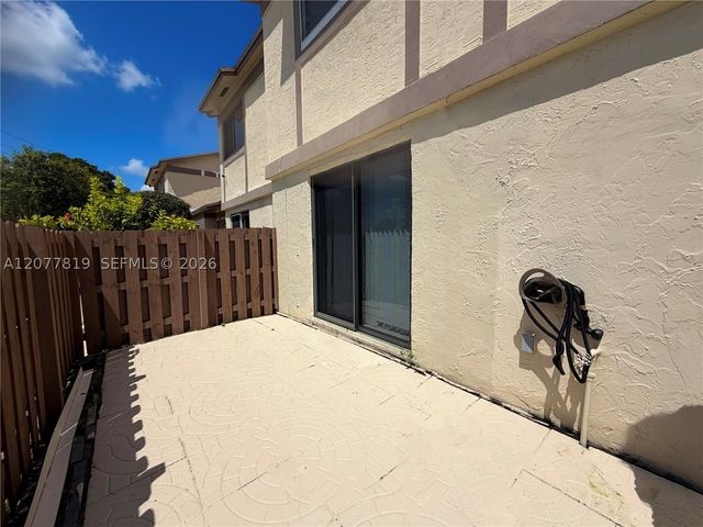 10875 NW 29th Mnr, Sunrise, FL 33322