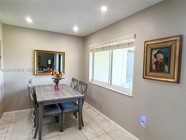 10875 NW 29th Mnr, Sunrise, FL 33322