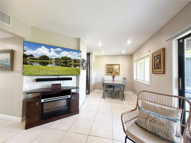 10875 NW 29th Mnr, Sunrise, FL 33322