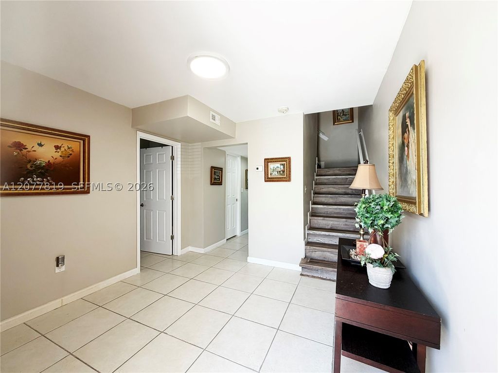 10875 NW 29th Mnr, Sunrise, FL 33322