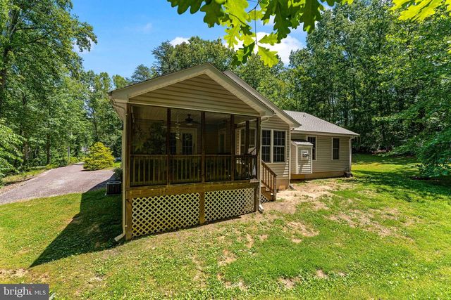 11704 BLEASDELL DR, Spotsylvania, VA 22551