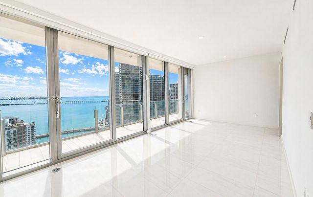 300 Biscayne Boulevard Way 4201E, Miami, FL 33131