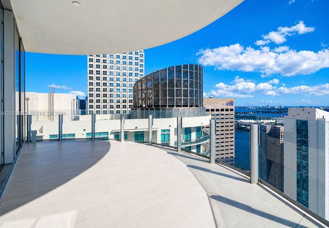 300 Biscayne Boulevard Way 4201E, Miami, FL 33131