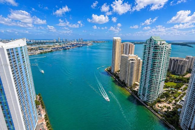 300 Biscayne Boulevard Way 4201E, Miami, FL 33131