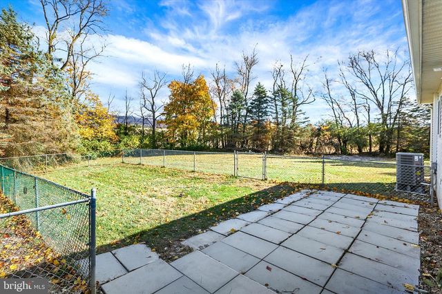 454 STONE CHURCH ROAD, Carlisle, PA 17015