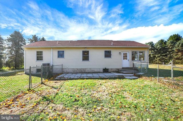 454 STONE CHURCH ROAD, Carlisle, PA 17015