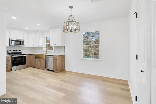 454 STONE CHURCH ROAD, Carlisle, PA 17015