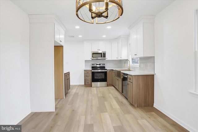 454 STONE CHURCH ROAD, Carlisle, PA 17015