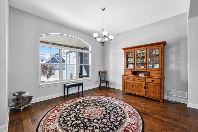 1524 Mohican TRAIL, Waukesha, WI 53189