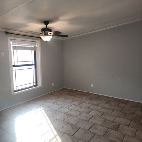 261 N County Road 1016, Kingsville, TX 78363