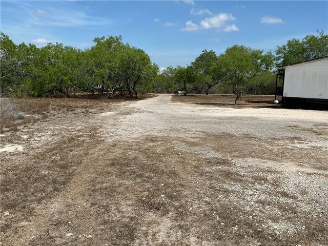261 N County Road 1016, Kingsville, TX 78363