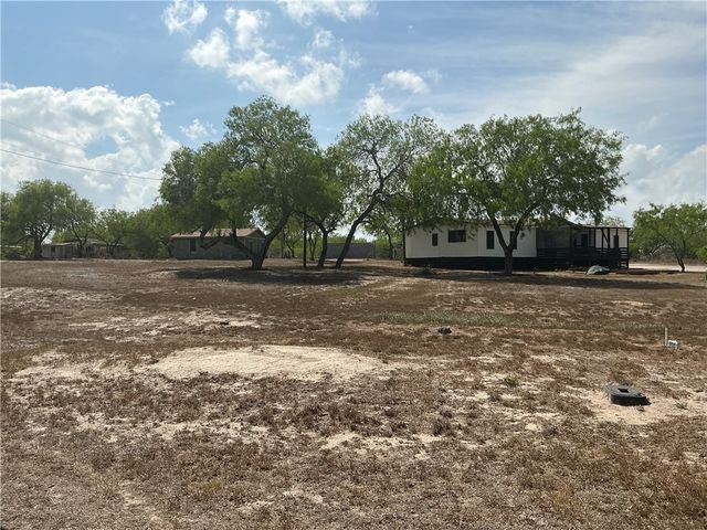 261 N County Road 1016, Kingsville, TX 78363