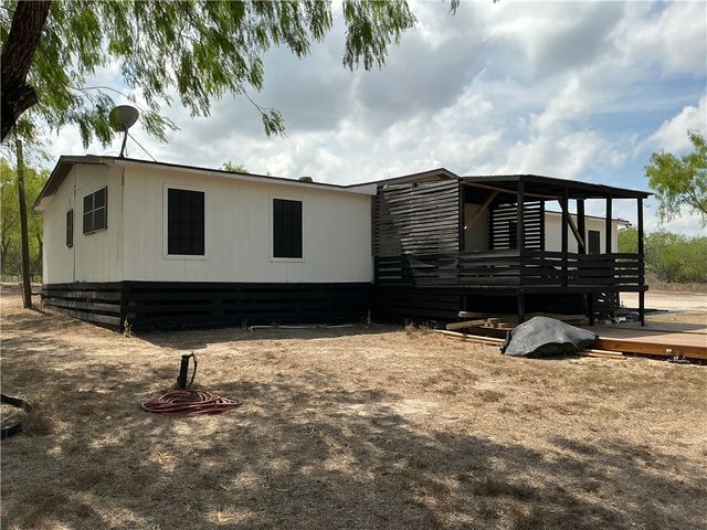 261 N County Road 1016, Kingsville, TX 78363