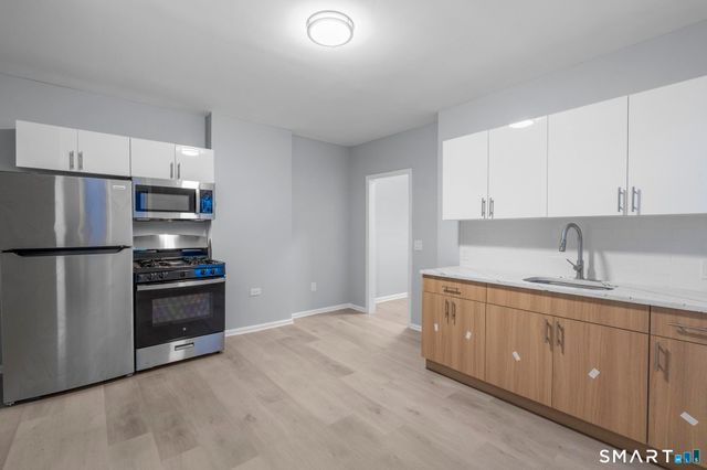 301 Poplar Street, Bridgeport, CT 06605