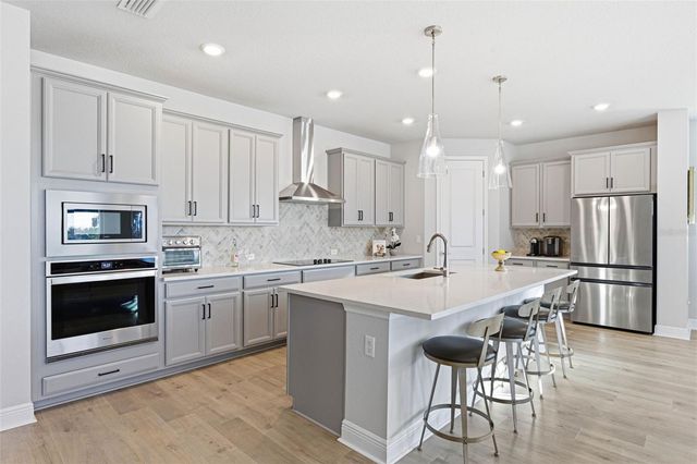 12889 OAK STREET, San Antonio, FL 33576