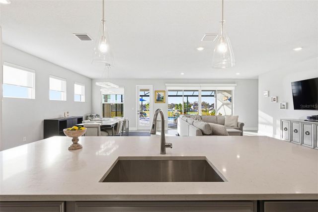 12889 OAK STREET, San Antonio, FL 33576