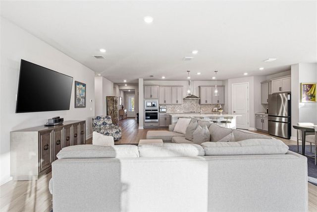 12889 OAK STREET, San Antonio, FL 33576