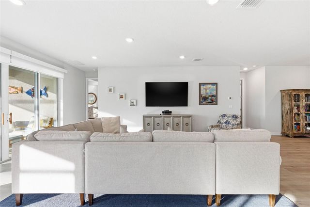 12889 OAK STREET, San Antonio, FL 33576