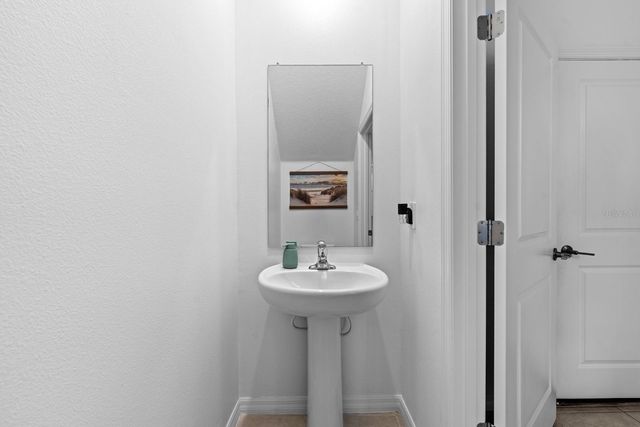 10305 TRUMPET HONEYSUCKLE WAY, San Antonio, FL 33576