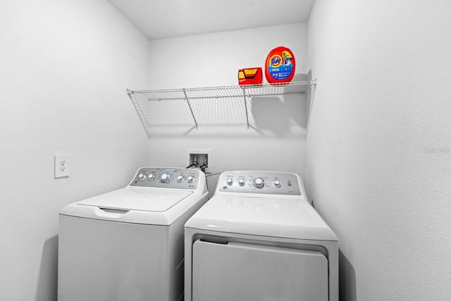 10305 TRUMPET HONEYSUCKLE WAY, San Antonio, FL 33576