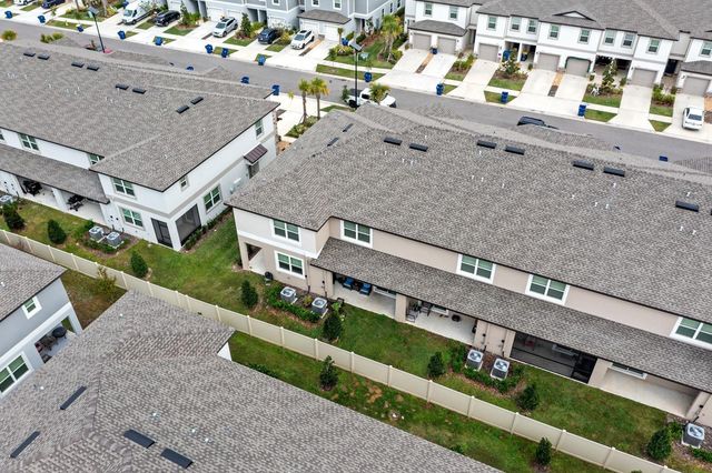 10305 TRUMPET HONEYSUCKLE WAY, San Antonio, FL 33576